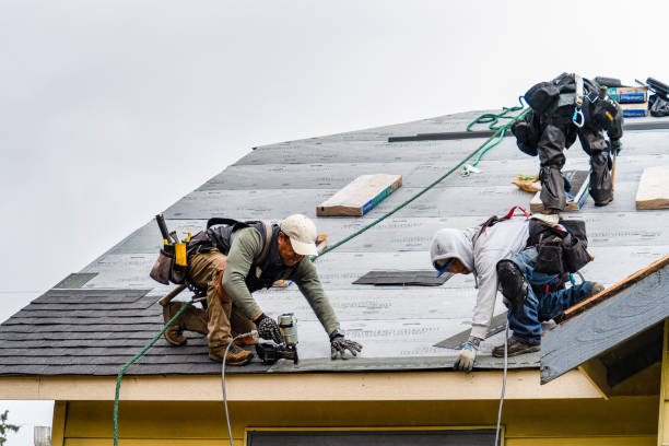 Professional Gutter Installation technician working in Onaga, KS